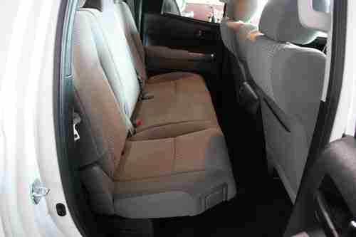 2012 Toyota Tundra Base Crew Cab Pickup 4-Door 5.7L, image 15