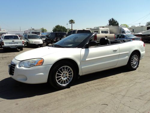 2004 chrysler sebring base convertible 2-door 2.7l, no reserve