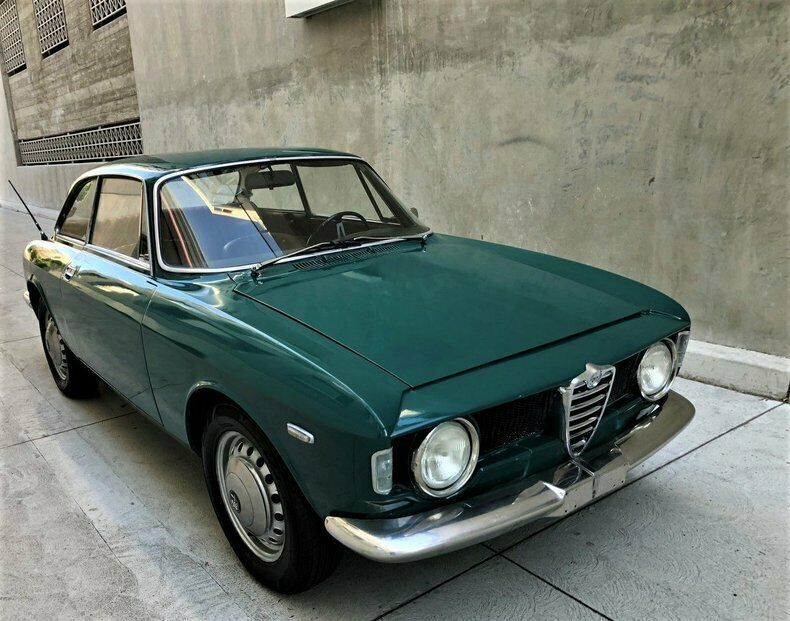 1968 alfa romeo giulia gt 1300 junior 105 series