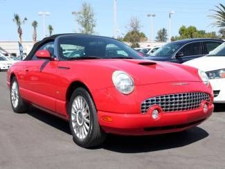 Red roadster convertible v8 retro florida car leather 2-door powerful surviver