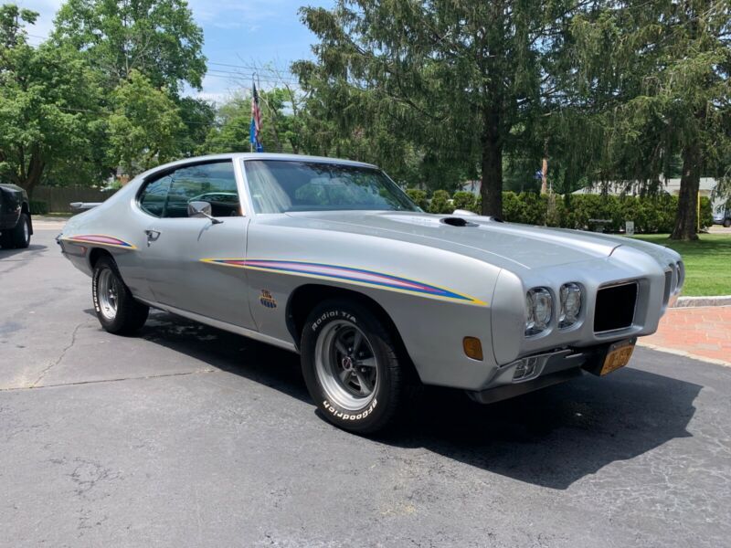 1970 pontiac gto ram air 2 door