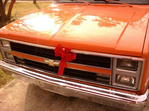 Clean chevrolet c10 1982