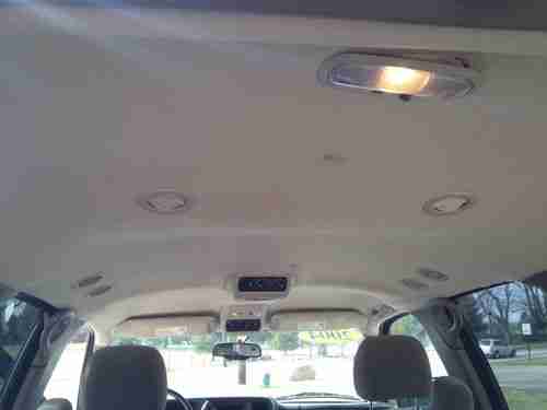 2004 Chevrolet Tahoe 1/2 Ton V8 4Door LS 2WD LOW MILES Runs Great, US $7,995.00, image 14