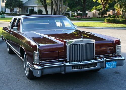 Immaculate triple burgundy survivor  1979 lincoln towncar -  21k orig mi