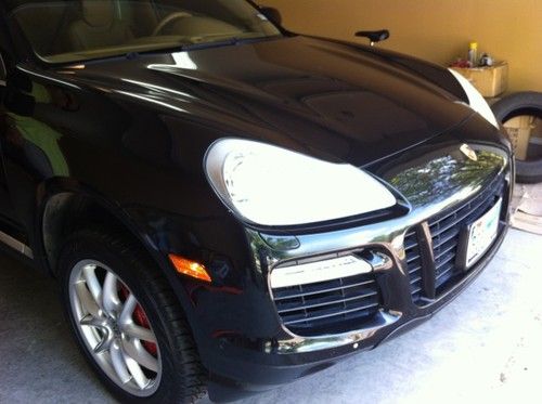 2008 porsche cayenne turbo sport utility 4-door 4.8l beautiful low mile car!!!