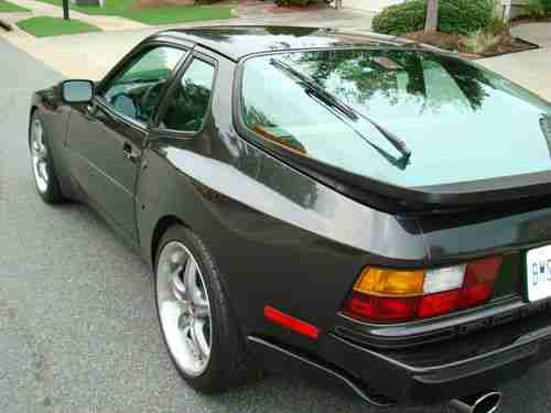 1986 Porsche 944 Turbo, image 3