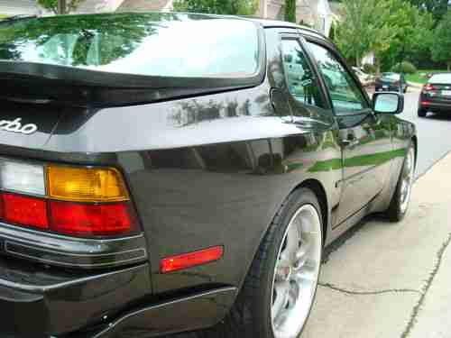 1986 Porsche 944 Turbo, image 4