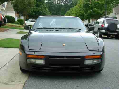 1986 Porsche 944 Turbo, image 6