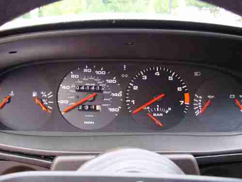 1986 Porsche 944 Turbo, image 9