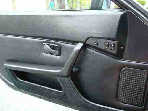 1986 Porsche 944 Turbo, image 17