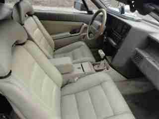 1991 Cadillac Allante Value Leader Convertible 2-Door 4.5L, image 4