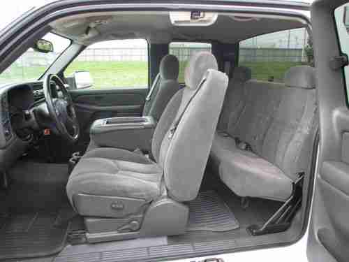 2004 Chevrolet Silverado 2500 HD LS Extended Cab Pickup 4-Door 6.6L *NO RESERVE*, image 10