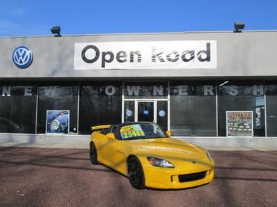 2dr convertible manual coupe yellow, low miles 49k miles s2000 wheels rear wheel