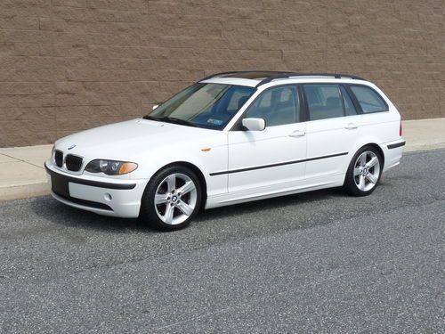 Gorgeous 2004 bmw 325i wagon. loaded and very clean!!