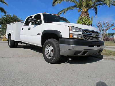 2005 chevrolet 3500 durmax diesel 6.6l with utility box bed with towing package