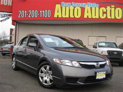 2010 honda civic lx 4rd sedan carfax certified 1-owner low reserve 33k miles