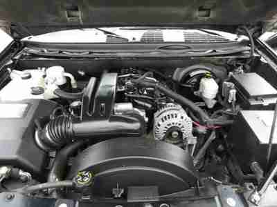 Denali SUV 5.3L CD Locking/Limited Slip Differential Rear Wheel Drive Tow Hitch, image 16