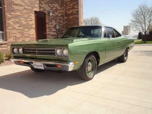 1969 plymouth roadrunner 440 4 speed rotisserie restored none nicer