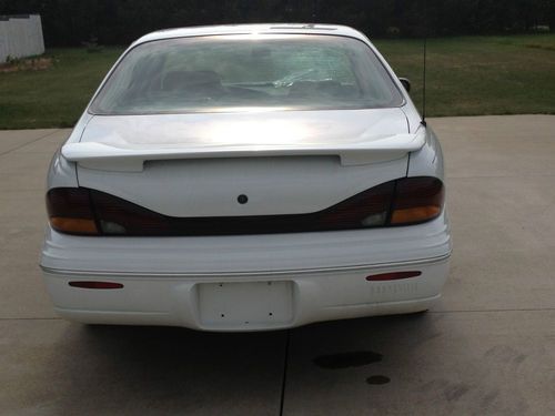 1996 pontiac bonneville se sedan 4-door 3.8l needs project front wheel drive