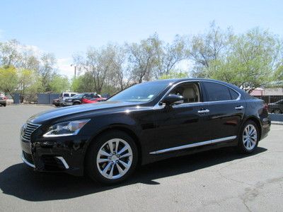 2013 black v8 leather navigation sunroof *low miles:2500* sedan