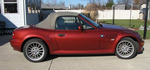 2002 bmw z3, 3.0 roadster, dark red, convertible.