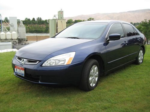 Low mile, 2004 honda accord lx, one owner, very nice, very clean, "look"