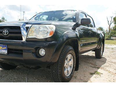 2008 toyota tacoma crew cab lwb, v6 automatic,prerunner sr5, very nice 2wd