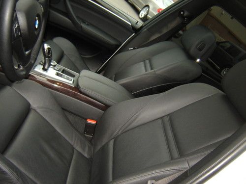 2010 BMW X5 xDRIVE 4.8I, image 17