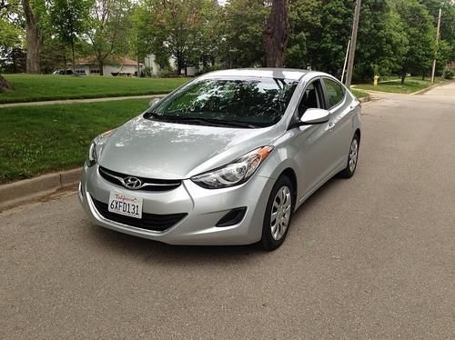 2012 one owner  hyundai elantra gls sedan 4-door 1.8l loaded save thousands