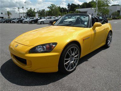 2005 honda s2000 convertible manual transmission tires good...export ok  *fl