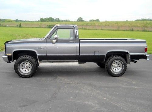 1987 chevrolet 10 silverado 4x4 pickup no reserve!!! immaculate!!!!