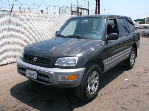 2000 toyota rav4, no reserve