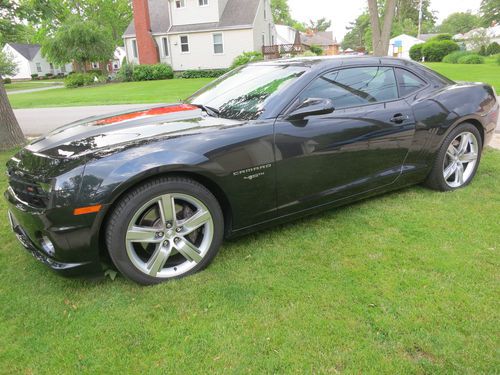 2012 chevrolet camaro ss coupe 2-door 6.2l with 45th anniversary package&amp;sunroof