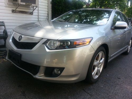 2009 acura tsx base sedan 4-door 2.4l