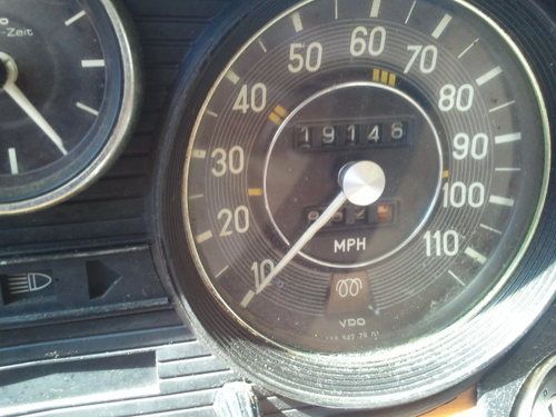 CLASSIC 1976 MERCEDES BENZ 300D GOOD CONDITION, image 2