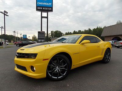 10 chevy camaro 2ss rs coupe 6.2l v8 manual sunroof black leather 20" wheels