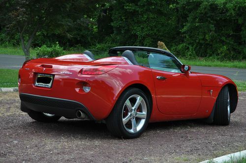 2006 pontiac solstice 2dr convertible 2-door 2.4l