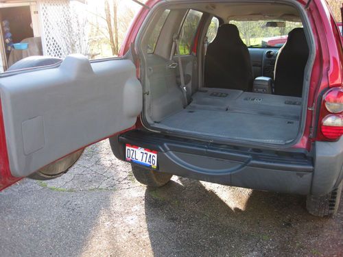 2007 Right Hand Drive Jeep Liberty Sport Sport Utility 4-Door 3.7L, image 6