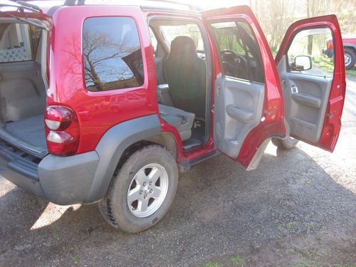 2007 Right Hand Drive Jeep Liberty Sport Sport Utility 4-Door 3.7L, image 7