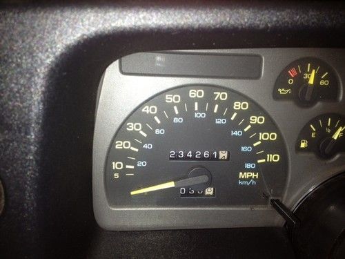 1992 Chevrolet Camaro RS Heritage Edition Convertible 2-Door 5.0L w/ Automatic, image 8