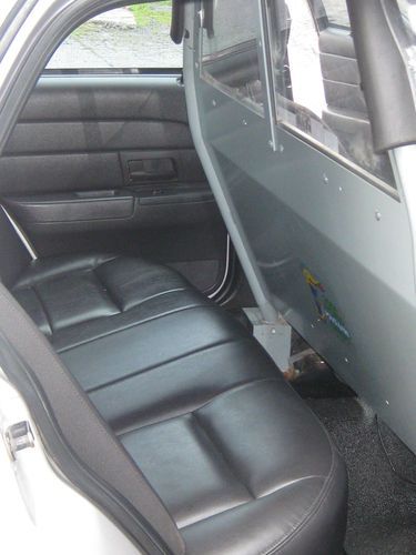 2004 Ford Crown Victoria Police Interceptor Package., US $4,500.00, image 12