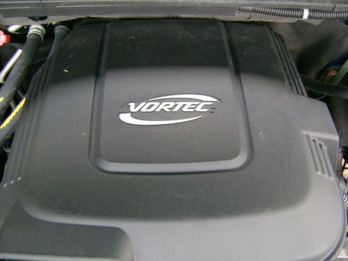 2007 Chevrolet Suburban 1500 LT Sport Utility 4-Door 5.3L 4WD, image 24