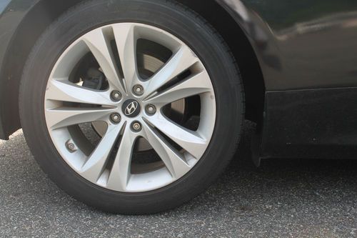 2010 Hyundai Genesis Coupe 2.0T Track Coupe 2-Door 2.0L, image 8