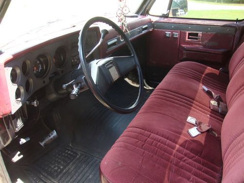 1985 Chevrolet C-10 Scottsdale (SWB) in good, unmolested condition., image 10