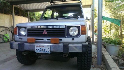 1986 mitsubishi montero 2dr