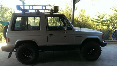 1986 Mitsubishi Montero 2dr, image 3