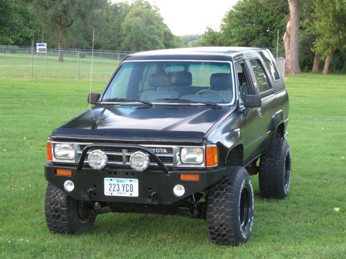 Toyota 4runner 1987 sr5