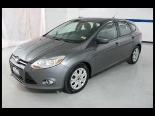 12 focus se hatchback, 2.0l 4 cylinder, auto, cloth, pwr equip, cruise, clean!