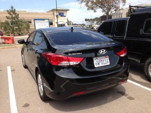 2013 hyundai elantra gls sedan 4-door 1.8l