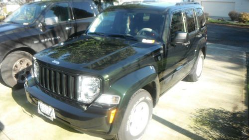 2010 jeep liberty sport sport utility 4-door 3.7l